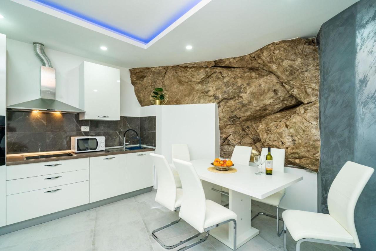 Hidden Gem Apartment Molunat Dış mekan fotoğraf